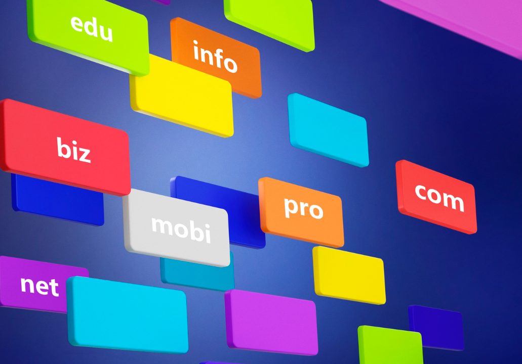 Subdomínio, domínio de complemento e alias - Diferenças